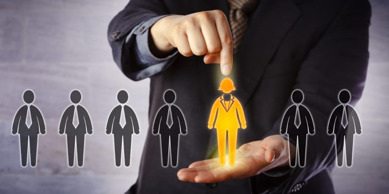 The recruitment manager selects top tech candidates who stand out in a competitive IT market.